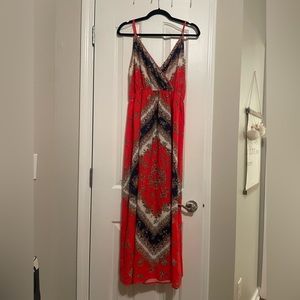 BEAUTIFUL maxi dress, in perfect condition, never worn!